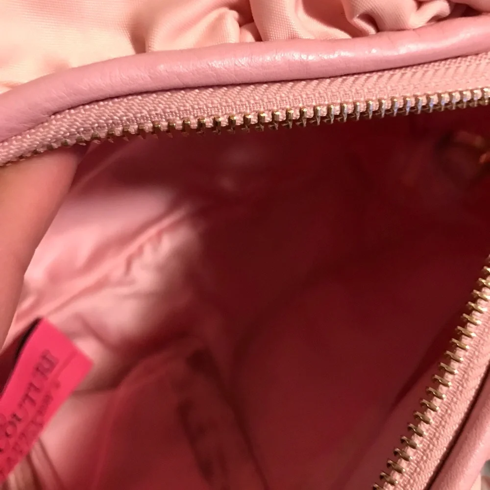 SOLD - Picture 3 of 6